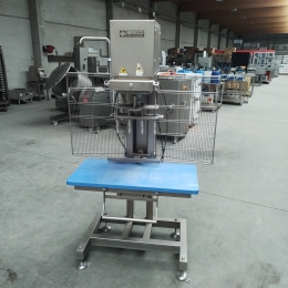 Menozzi semiautomatic (ham shape) press